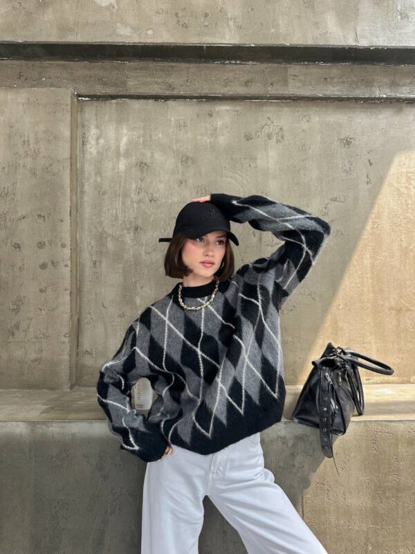 Vintage Argyle Oversized Knit Sweater