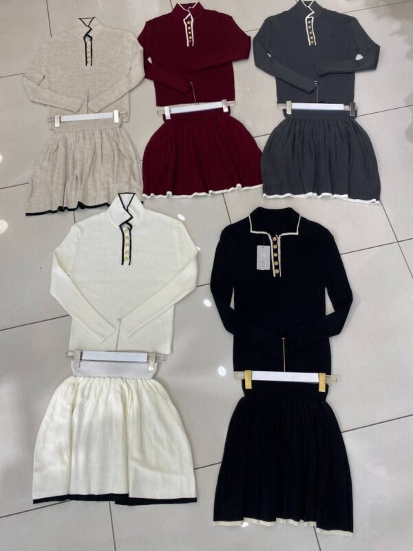 Pleated Charm Set - Image 3